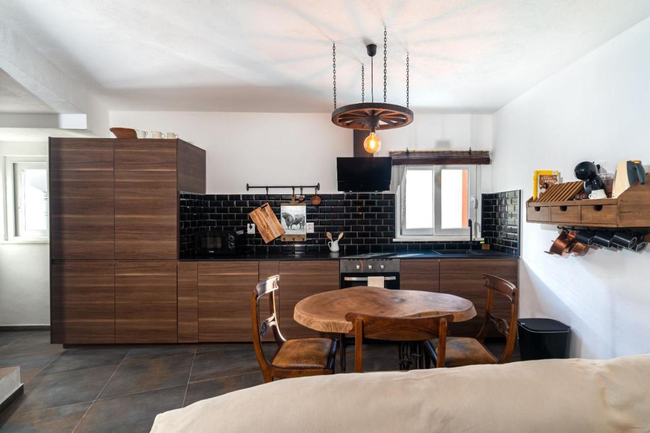 Casa Estabulo- Cozy Rustic Loft Touro *